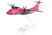 Skymarks SKR965 Silver Airways ATR-22-600 N400SV Desk Top Model 1/100 Airplane