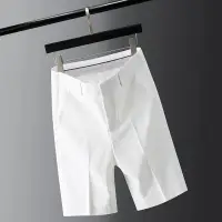 在飛比找蝦皮購物優惠-Light luxury ice cool shorts, 