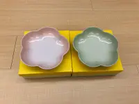 在飛比找Yahoo!奇摩拍賣優惠-LE CREUSET  20cm漸層花型深盤（芭蕾粉、哇沙米