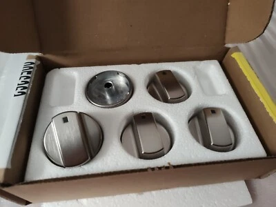 New, WOLF 36” SS KNOB SET (5pc) FOR CG365PS COOKTOPS, 9056363