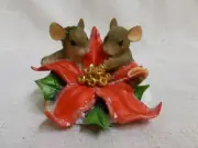 Charming Tails The Season Of Love 87/108 Christmas Mouse Poinsettia New In Box