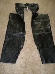 Diamond Plate BUFFALO LEATHER Mens MOTORCYCLE CHAPS L Biker LARGE NEW Black NWT