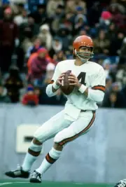 Quarterback Ken Anderson Cincinnati Bengals drops back to pass at- 1974 Photo