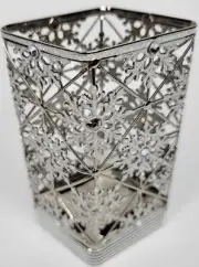 BATH & BODY WORKS GEM GEO SNOWFLAKE CHROME GENTLE FOAMING HAND SOAP HOLDER
