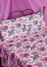 [Dolls Kill x Bratz] Hot N' Unbothered Sheet Set