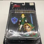 Nintendo Collectibles 1998 LEGEND OF ZELDA OCARINA OF TIME N64 Era Link Figure