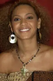 Beyonce Knowles at Austin Powers in Goldmember P/C, Beyonce Knowle- Old Photo 5