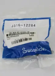 12284 SWAGELOK ½" QUICK CONNECTS, BULKHEAD STEMS, DESO (NEW) SS-QC8-D1-810K6-WE