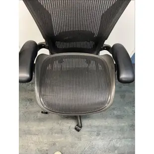 二手Herman Miller Aeron 1.0 美製人體工學椅 size B 現貨