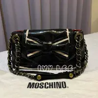 在飛比找PopChill優惠-[二手] MOSCHINO （已售出）黑色漆皮 白邊 皮穿鏈