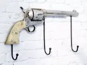 Rustic Western Country Cowboy Revolver Pistol Gun 3-Peg Wall Hooks Plaque