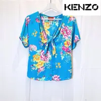 在飛比找蝦皮購物優惠-便宜到很蝦👍全新 KENZO 夏威夷花卉綁帶開釦造型上衣🎀🎀