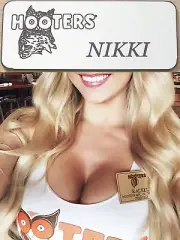 ~NEW~ NIKKI HOOTERS Girl Uniform Collectible Pin Back Badge Tag WHITE NAME TAG
