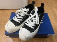在飛比找Yahoo!奇摩拍賣優惠-轉賣 全新正品 KANGOL 袋鼠 餅乾鞋 黑白 69522