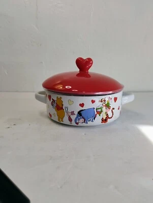 Winnie the Pooh, Tigger, Piglet, Eeyor Valentine's Brie Baker & Spoon Set New