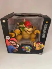 NEW Nintendo The Super Mario Bros Movie Bowser Figure with Fire Breathing Effect