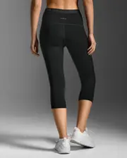 Form Stash Hi-Rise Compression 3/4 Tights with Pockets, 2XU, M, Black/Black, Female