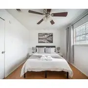 Throwback House 7 Min From Downtown W Grill