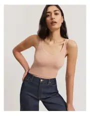 [Country Road] Seamfree Contour Cami in Almond