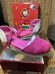 Xti Kids Shoes Fuchsia Espadrille Closed Toe Closed Heel And Ankle Strap Size 6