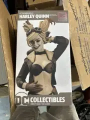 DC Harley Quinn Bombshells Sepia Tone Variant Statue 5000. SEALED And Plastic
