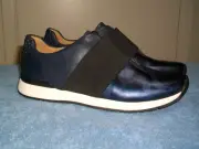 New Women's Vionic Cosmic Codie Camo Navy Slip-On Leather Sneakers 6M EU 37