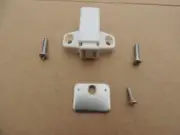 10 New Amerock White Plastic Magnetic Push Latches~Cabinet Hardware~#D19