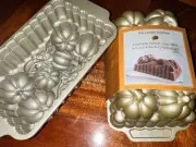 Williams-Somoma Pumpkin Patch Loaf Pans Two New Pans 9x6"