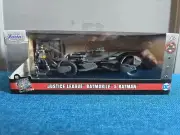 Jada Justice League BATMOBILE and BATMAN