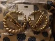 NEW MACHINE GUN AK47 PINCATCH HOOP EARRING