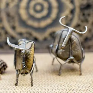 泰國進口手工藝品個性現代裝飾品石頭生肖羊鐵藝特色禮品酒柜擺件