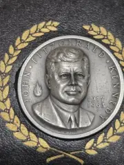 1963 John F Kennedy Memorial Silver Medal - With Box & Coa 36grams