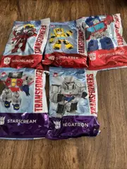 5 Wendy’s Transformers Optimus Prime MegaTron StarScream Bumble Bee Windblade