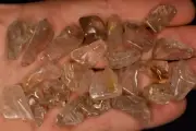 23 *RUTILATED QUARTZ* Tumbled Stones 51g Rutile Healing Crystals Cleanse energy