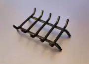 DOLLHOUSE MINIATURE FIREPLACE METAL GRATE and LOGS 4cm x 2.5cm LOG HOLDER
