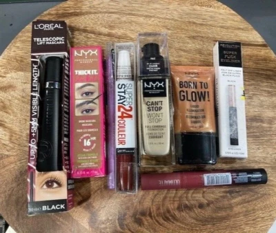 16. Cosmetic Mix Bag (Light) RRP $170