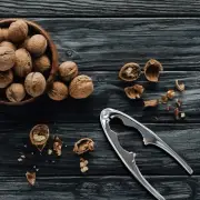 Nut Cracker/Nutcracker Walnut Plier Nut Opener Shell Cracker Remove Dry Fruits