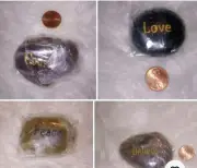4 River Stones Rocks Love Courage Peace Believe Step Stone Gold Desk Decor Yard