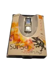 SanDisk Sansa c250 Black (2 GB) MP3 Player Digital Media Player NEW