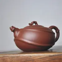 在飛比找蝦皮購物優惠-宜興茶壺 工藝師/ 范育君 老師【雅竹壺】紫砂《百壺堂》R0