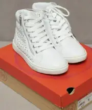 SO Masala Girl's White Cut Out High Top Sneakers, Size 3 or 4 Youth New w/Box