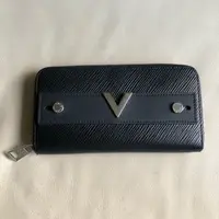 在飛比找蝦皮購物優惠-保證正品 Louis Vuitton LV 水波紋 EPI 