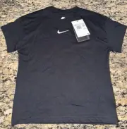Nike center swoosh kids tee