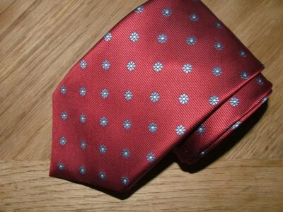 NEW WT BROOKS BROTHERS TIE 100% SILK RED BLUE FLORAL #530