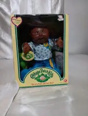 Vtg. 2004 Cabbage Patch Kids " One Of A Kind. And Just Mine ( Nina Mays )