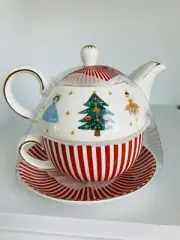Grace Teaware Christmas NUTCRACKER Teapot Tea For One Holiday Red White Striped