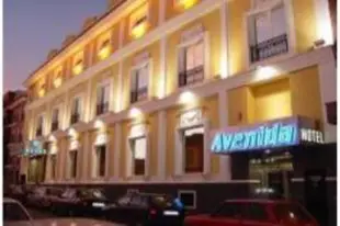 萊加內斯阿文尼達酒店