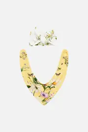 BABIES SOFT TIE HEADBAND AND BIB SET DAISY CHAINS