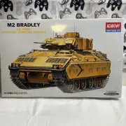 VTG ACADEMY 1987 1:35 TA048 M2 Bradley Tank Factory Sealed