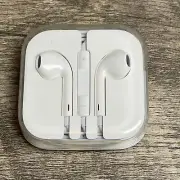 Apple EarPods White White 3.5mm Jack On-Cable Microphone In-Ear Canal Headset